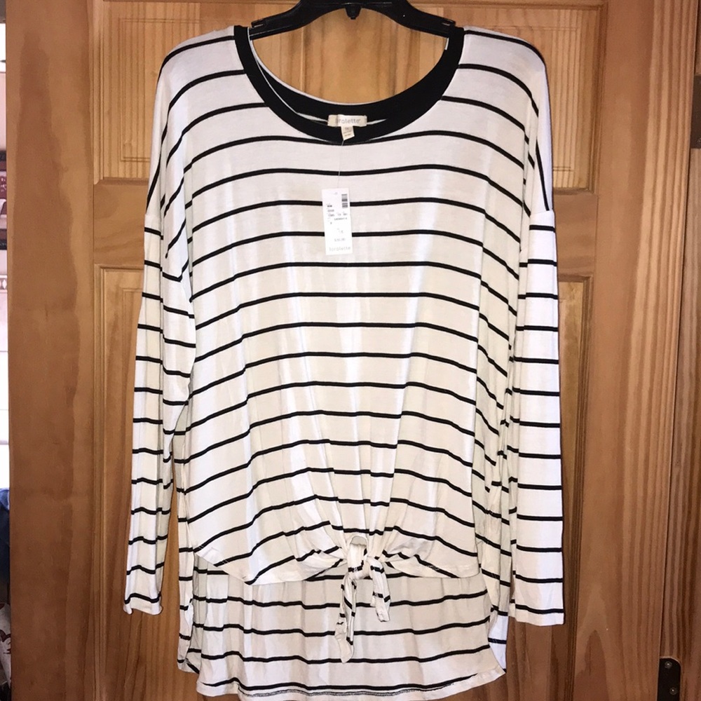 Ladies Avenue shirt Size W1X